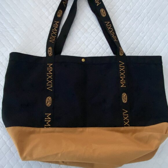 Gin & Juice by Dre and Snoop Dogg Tote Bag - Picture 3 of 3